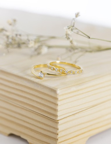 Anillo de diamantes de laboratorio ÁLMOKAT | Oro Amarillo | 0.14ct.