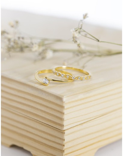 Anillo de diamantes de laboratorio ÁLMOKAT | Oro Amarillo | 0.14ct.