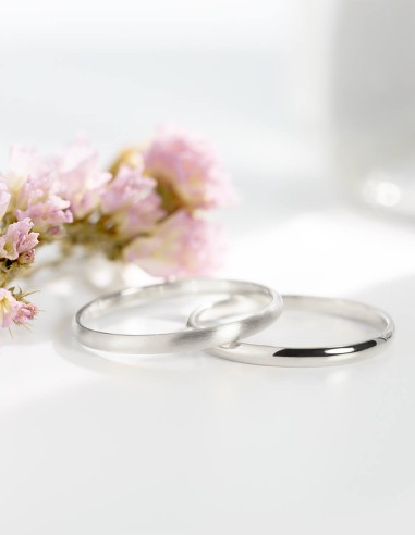 Pareja de anillos de boda clásicos de oro blanco marca Rings&Dreams